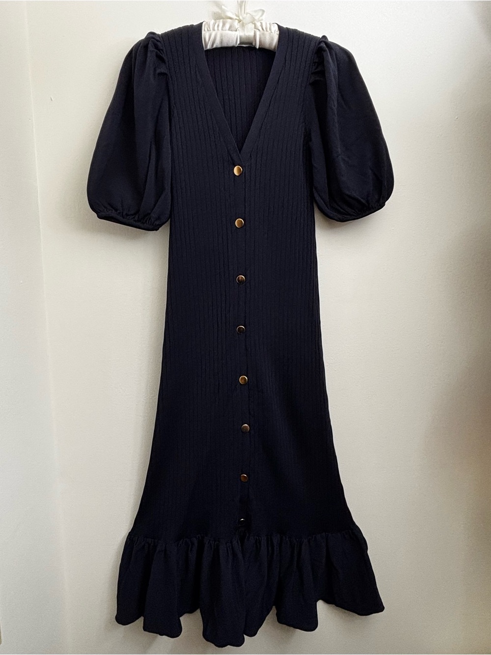 ZARA Size Small V-Neck Button-Front Puff Sleeve Midi Dress - Navy Blue